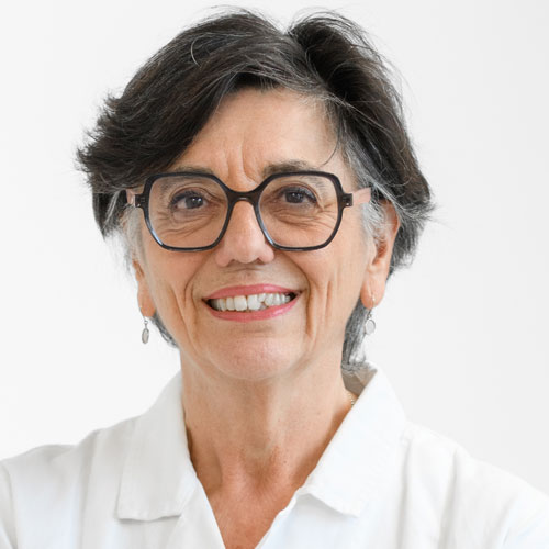Dr. Annamaria Nuzzi